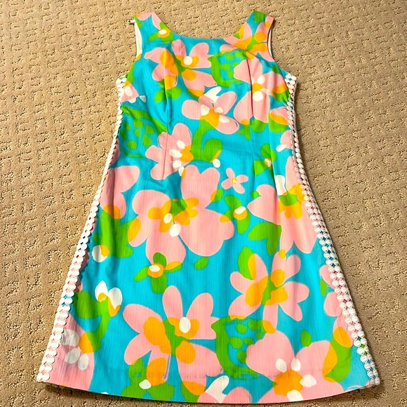 Lilly Pulitzer dress - Picture 1 of 4